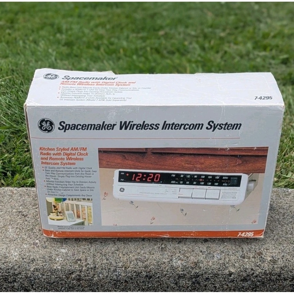 Vintage NOS GE Spacemaker 7-4295 Wireless Intercom AM FM Clock Radio Sealed New